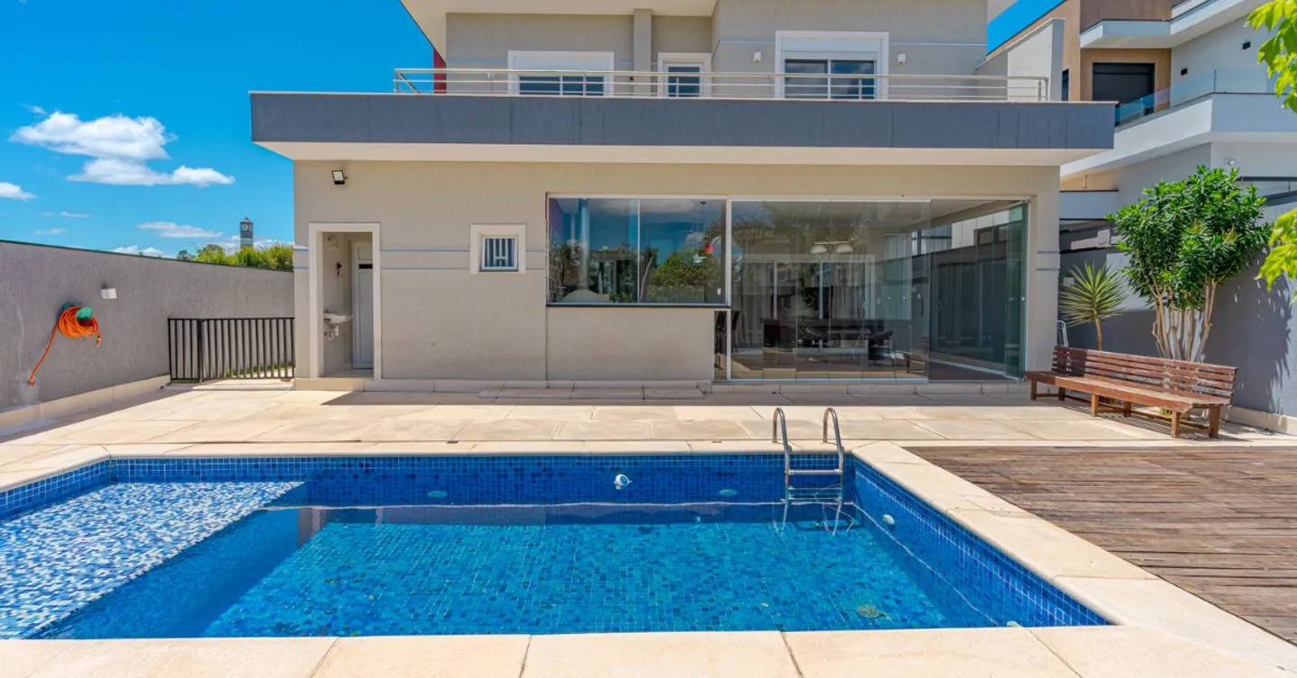 House in Swiss Park Gated Community for Sale with 5 Bedrooms, 4 Suites, 404m²