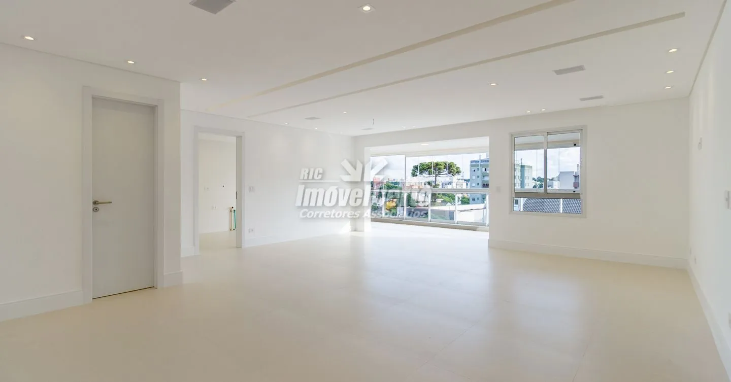 Apartamento con 2 Suites, condominio Club - Água Verde