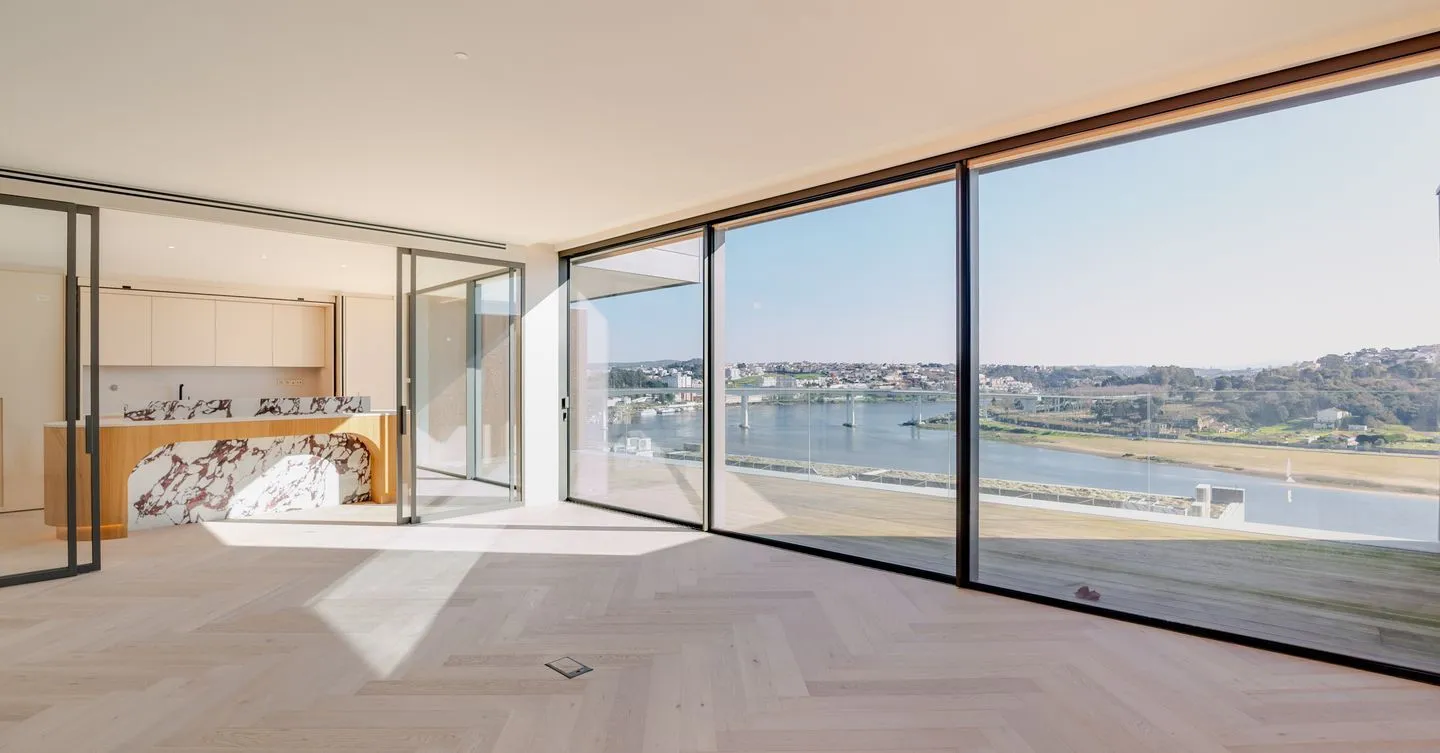 Apartamento T3+1 Duplex, com vista panorâmica sobre o Rio Douro
