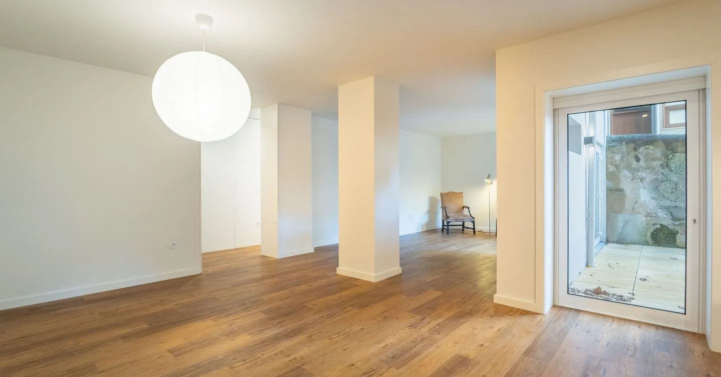 Apartamento T2 Renovado com Terraço - Foz Do Douro