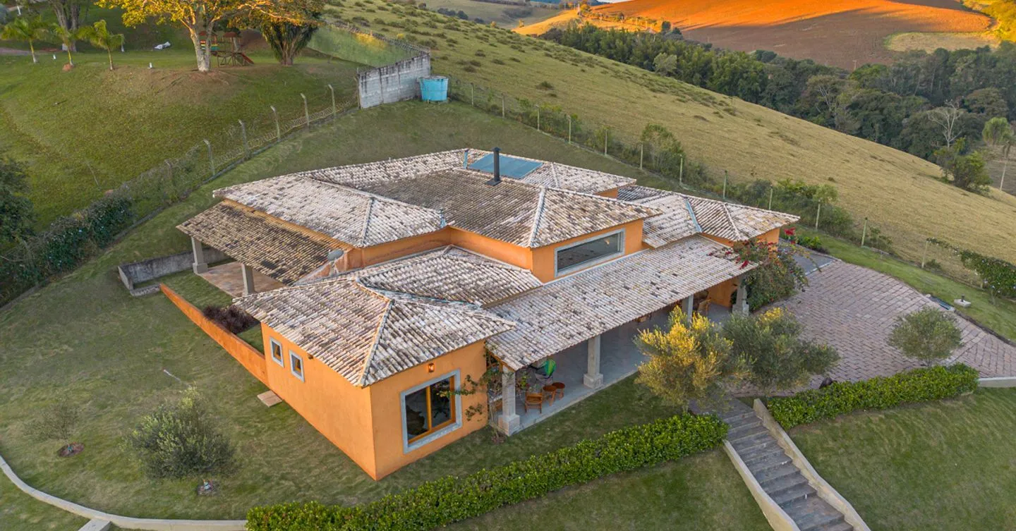 Casa en el condominio Condomínio Itaembu en venta con 4 habitaciones y 4 suites, 694m²