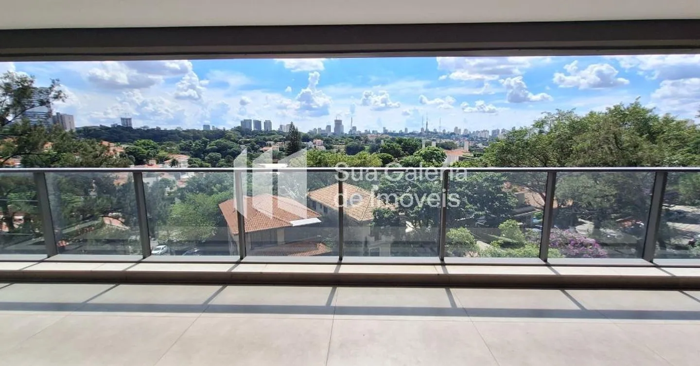 260 m² Apartment with 3 Suites in Higienópolis' Most Exclusive Address: Rua Ceará