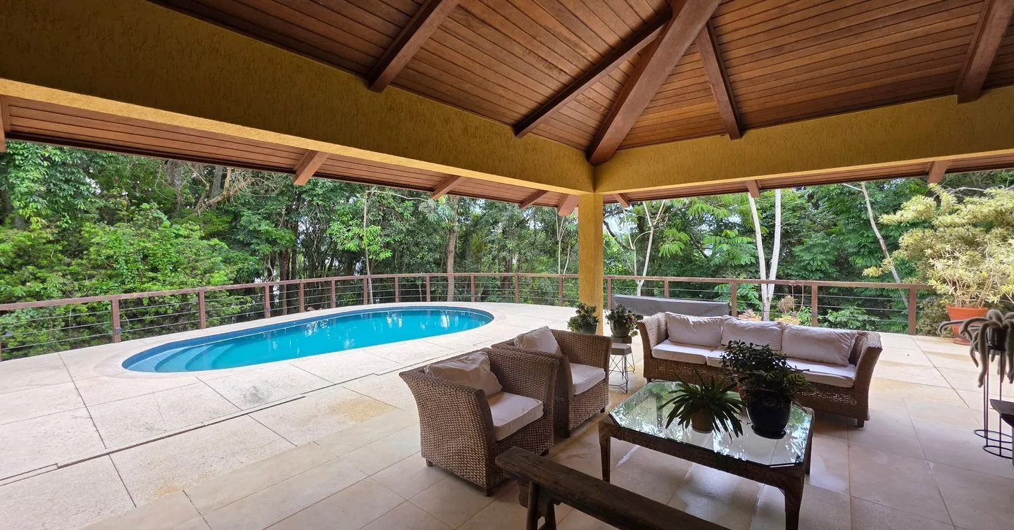 Casa em Condomínio com 4 quartos, 4 suites e Academia