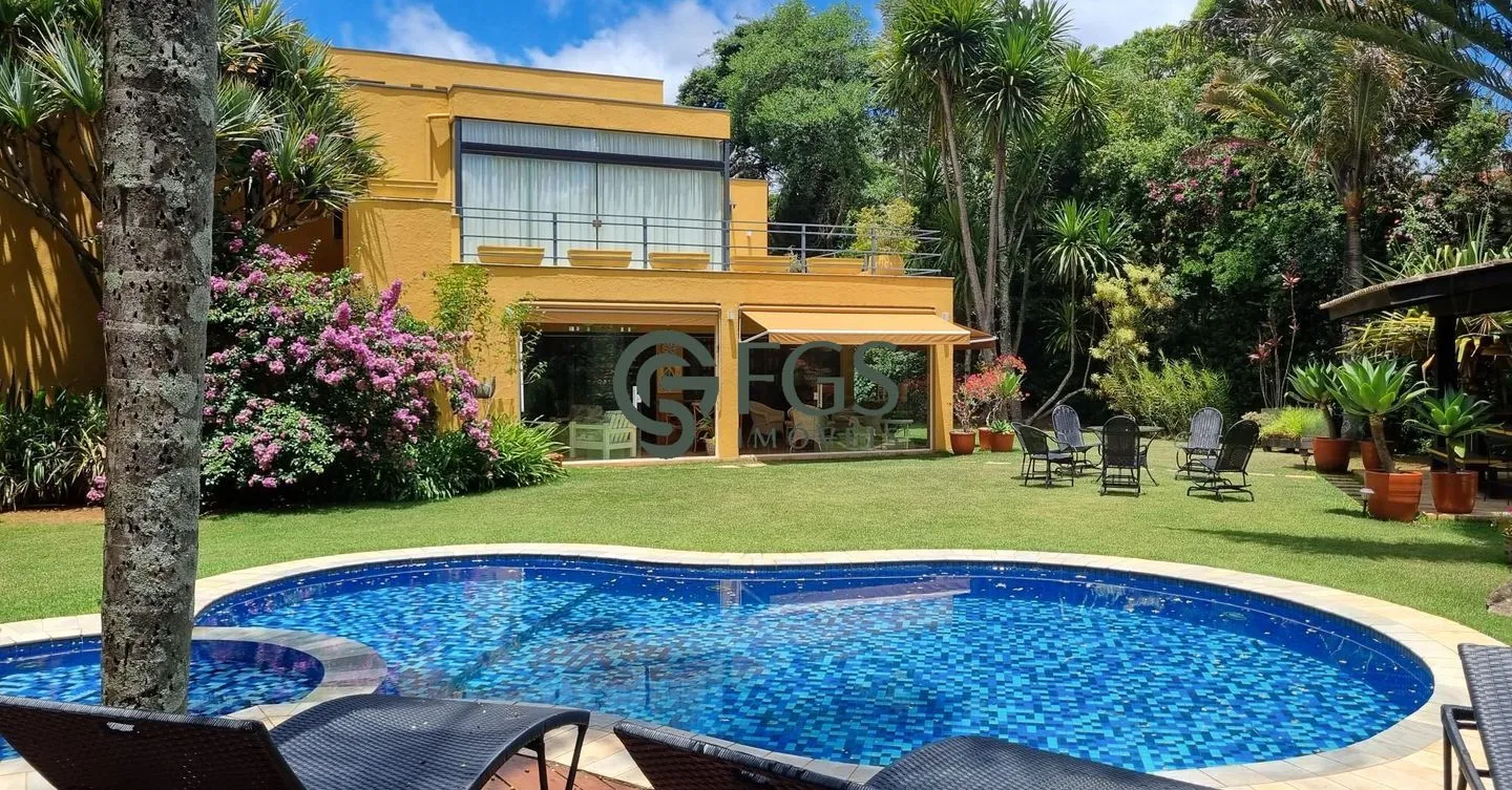 Moradia com 5 Suites no Condomínio Veleiros de Ibiúna