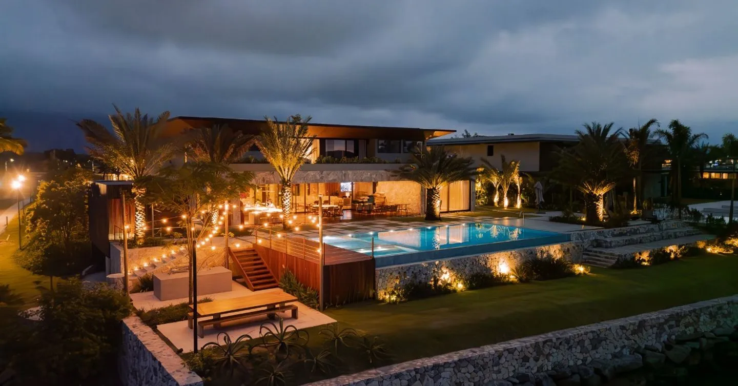 Elegancia y exclusividad frente al mar para una vida extraordinaria