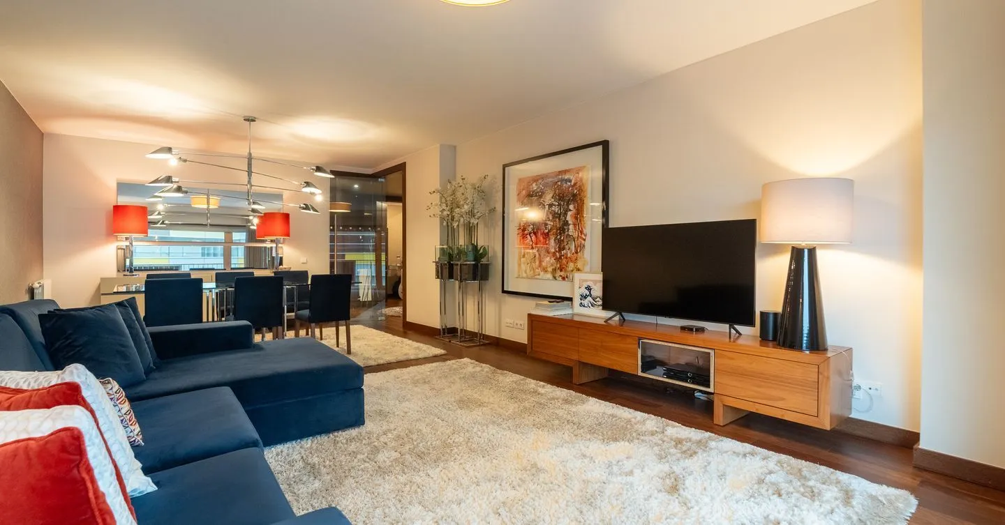 Apartamento T4 no Lake Towers, em Vila Nova de Gaia