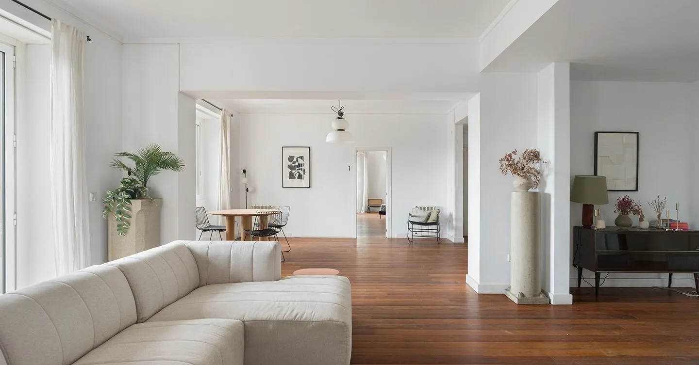 7-Bedroom Apartment with Balconies Overlooking Eduardo VII Park