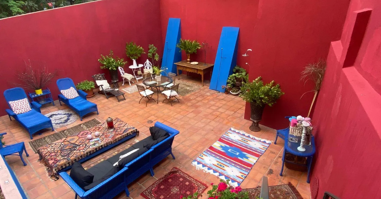 Apartamento T3+2 com grande terraço na Praça da Alegria