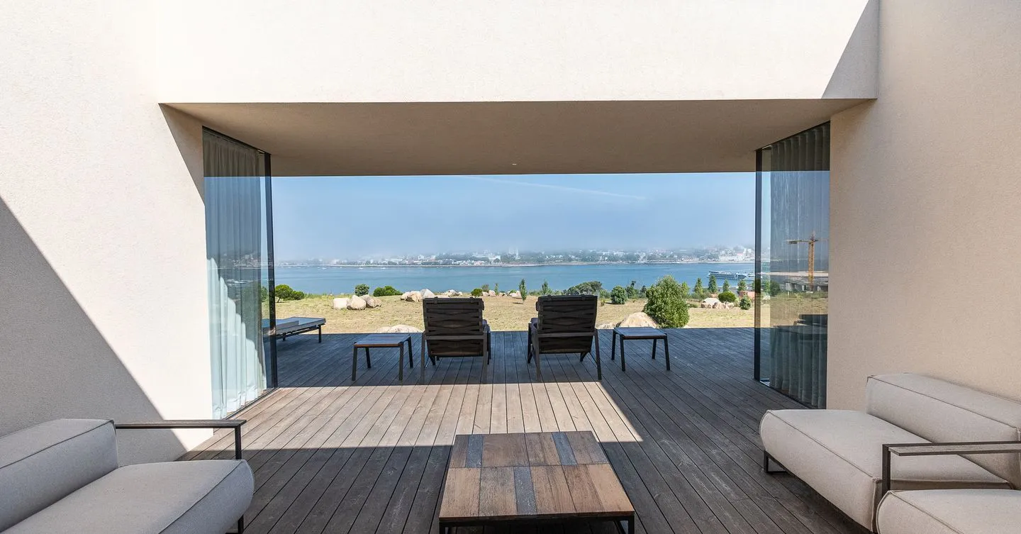 Moradia T4 com 4 Frentes Vista Rio