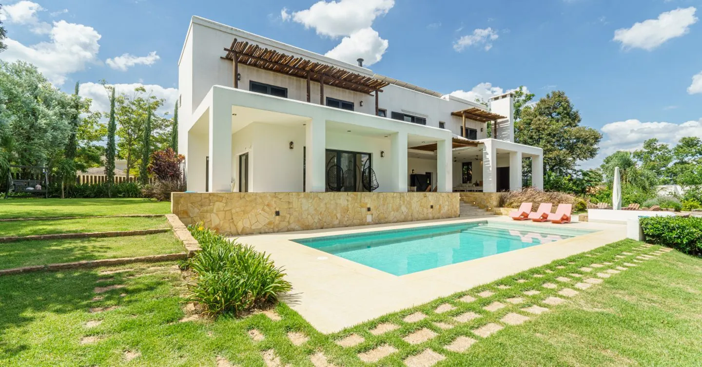 Casa em Condomínio com 4 quartos, Espaço Gourmet e Varanda Gourmet