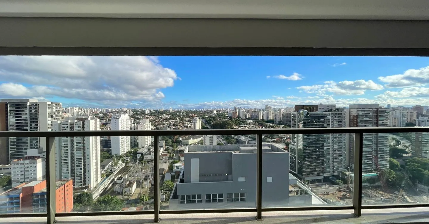 Apartamento com 3 quartos, Piscina Privada e Playground