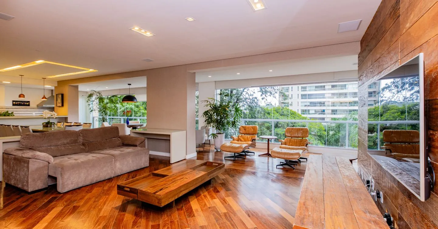 Appartamento in vendita a Campo Belo con 3 camere da letto, tutte suite, 242 m²