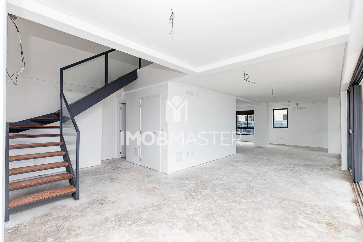 Luxuosa Cobertura no Complexo Cidade do Parque.