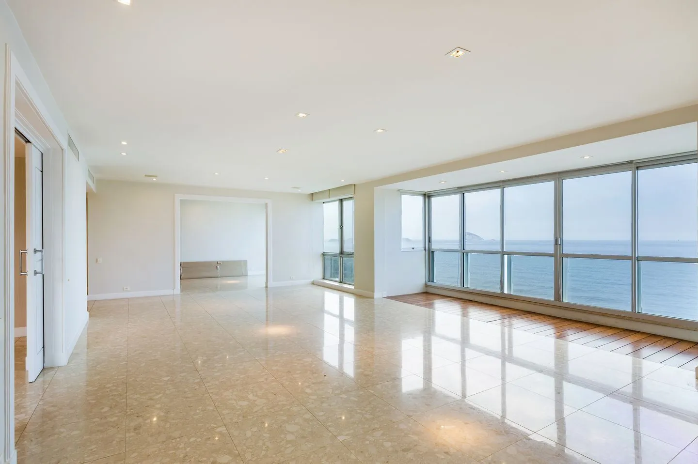 Apartamento com 4 quartos, Espaço Kids e Sol da manhã