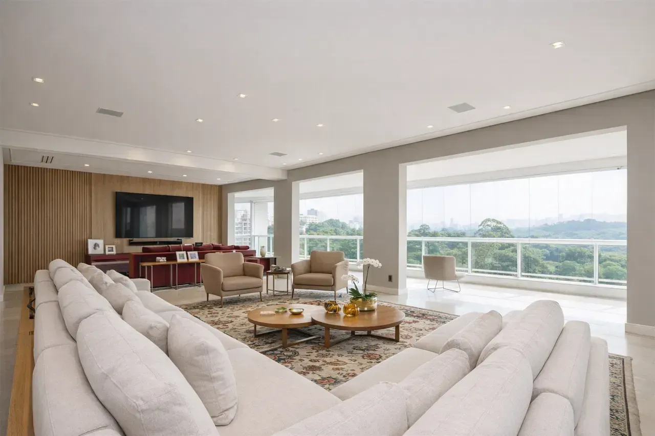 Apartamento com 4 quartos, Piscina aquecida e Sol da manhã
