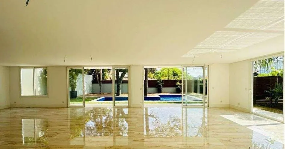 Sofistication et Exclusivité dans Chaque Détail – Résidence de Prestige à Vendre