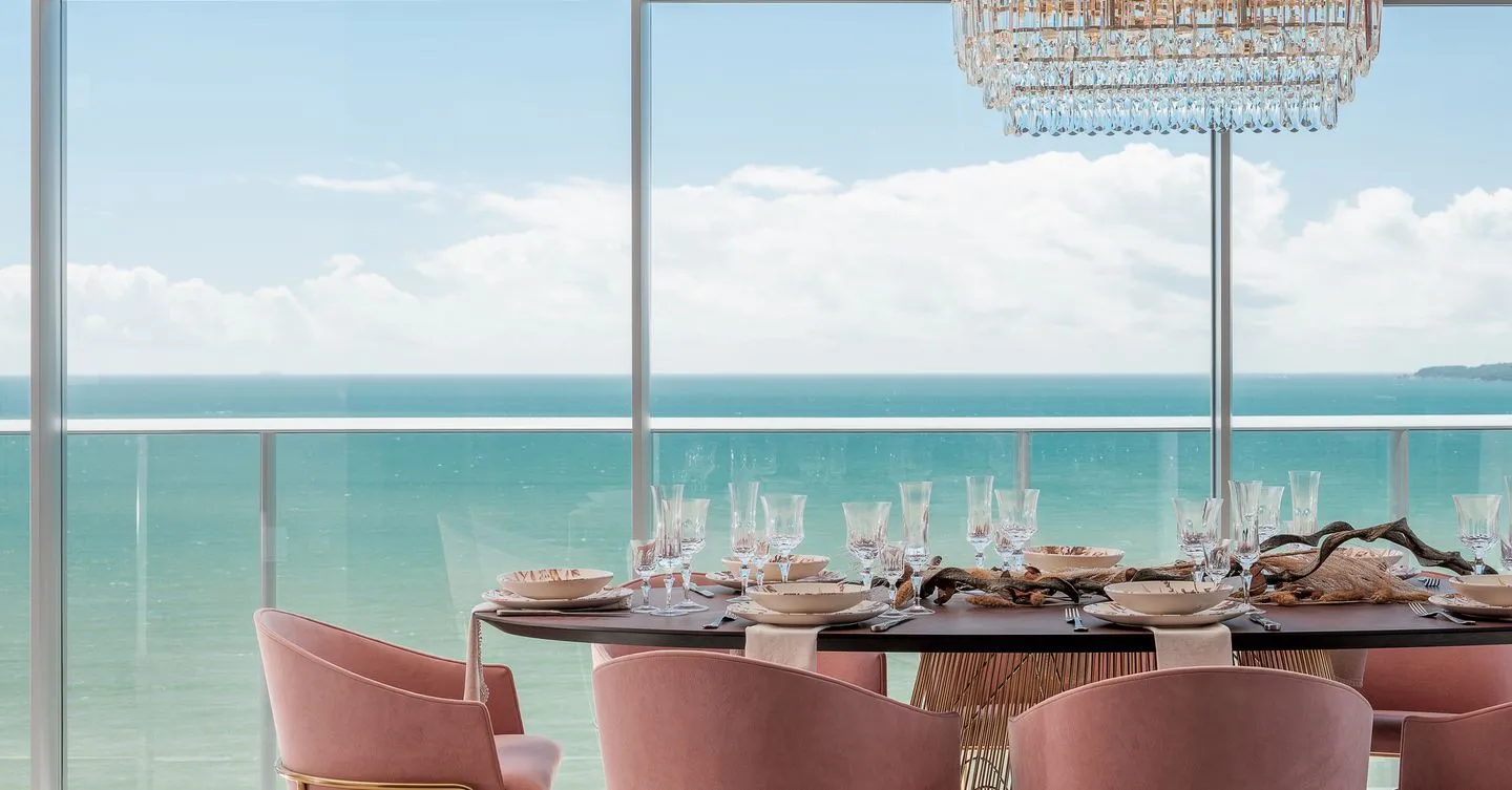 Francisco I – Exclusive Seaside Block in Itapema - Meia Praia